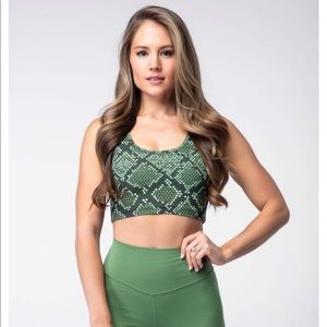 Balance athletica ascend top